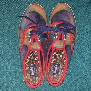 Peacock Keds Size 8